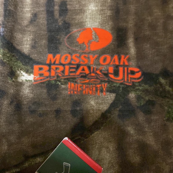COPY - NWT- Mens Mossy Oak T-Shirt, Size XL & Sublimated Crew Support Socks,Siz… - Picture 4 of 9